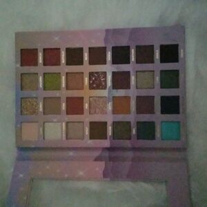 Eyeshadow Palette